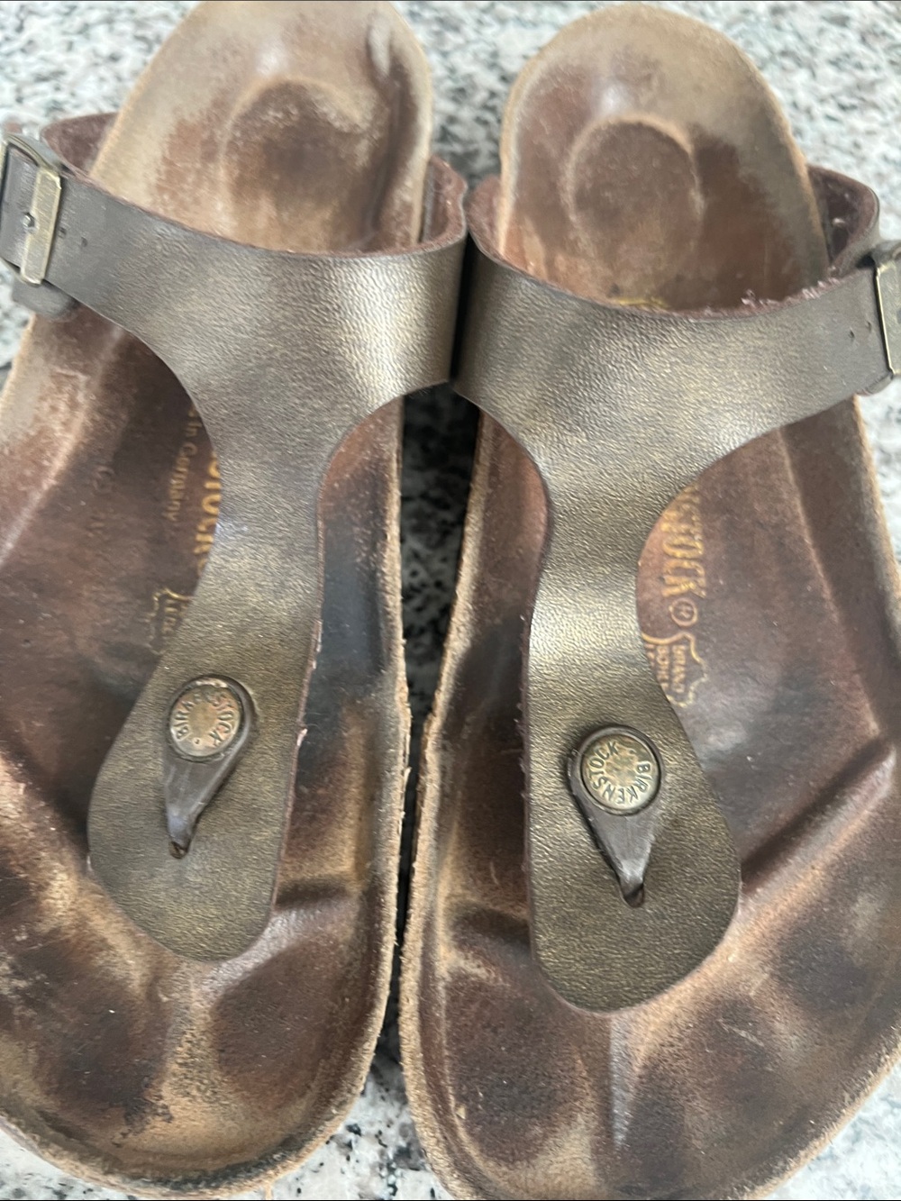 Birkenstock women’s metallic Brown Leather Gizeh Sandals Buckle Sz 9 (EU41) - Picture 2 of 12
